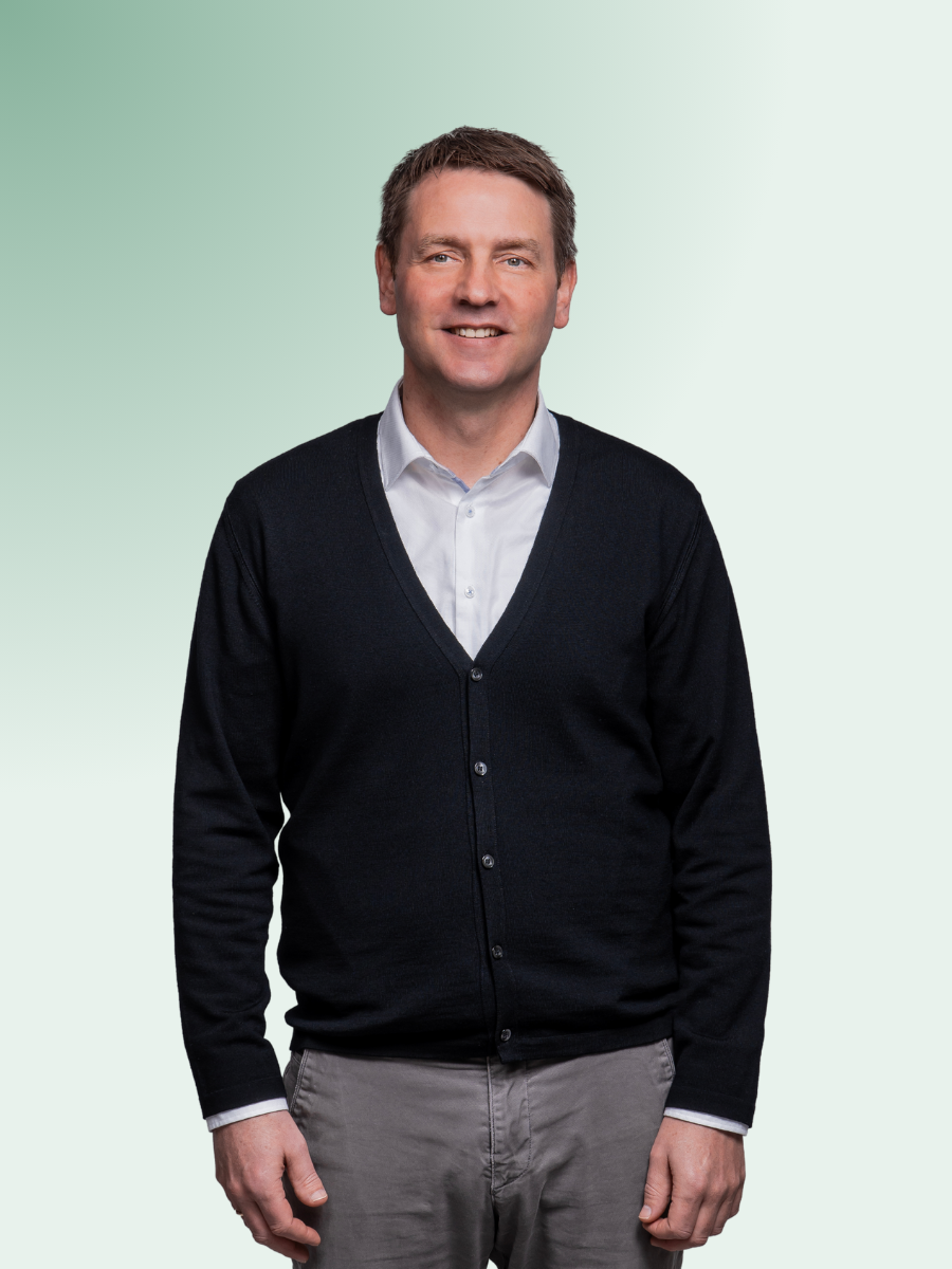 Henning Lohmann – Controller